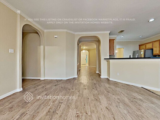Building Photo - 12923 Tall Spruce Dr