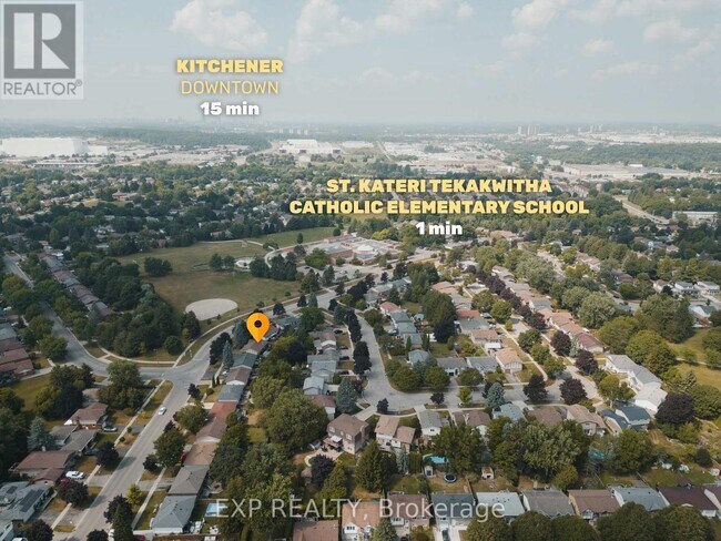 Photo du bâtiment - 595 Pioneer Dr