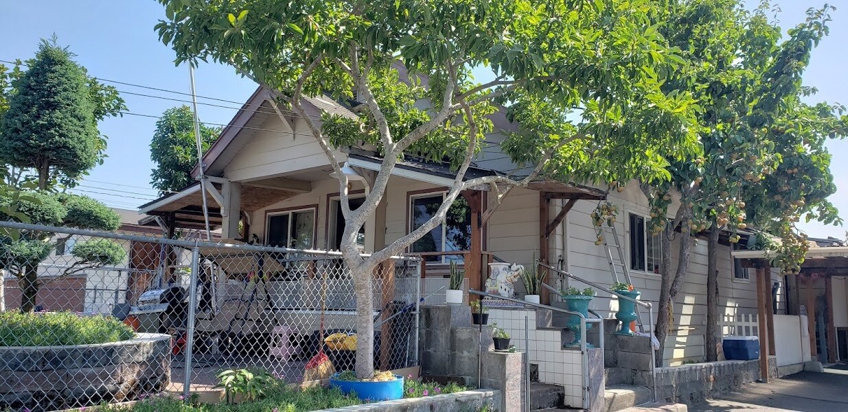 4241 S Kenyon St, Seattle, WA 98118 House Rental in Seattle, WA