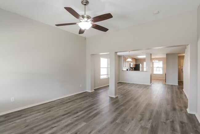 Building Photo - 3505 Vicki Ln