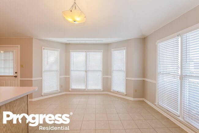 Building Photo - 4101 Hidden Fern Ln N