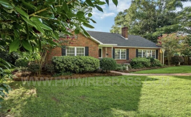 Foto principal - 109 Warren Rd