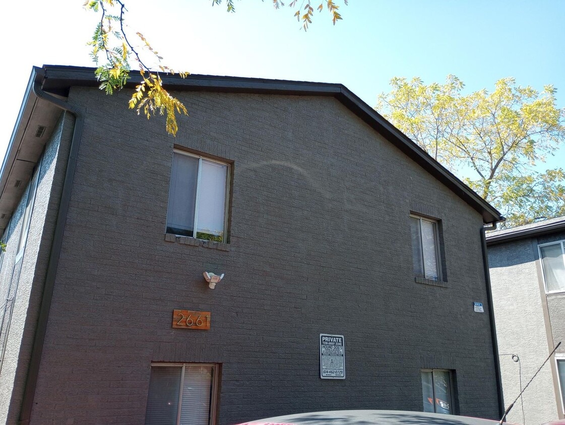 Primary Photo - 2661 Medary Ave