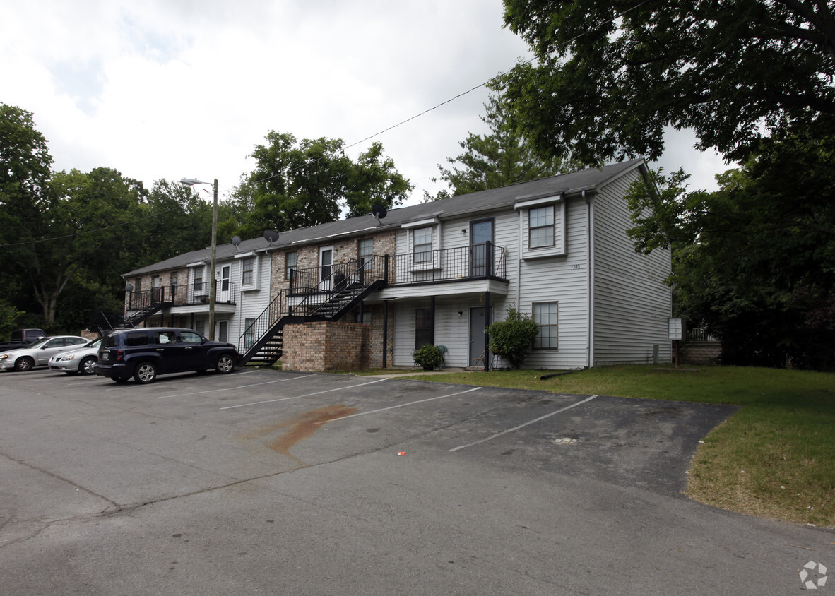 Building Photo - Acklen Place Apartments