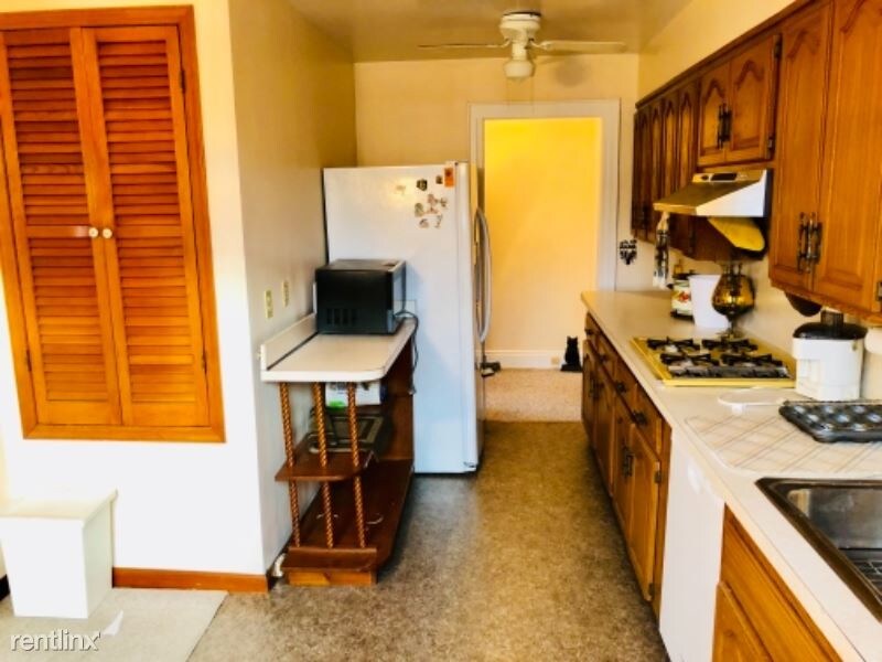 Primary Photo - 3 br, 1 bath Apartment - 65 Woodlawn Avenue