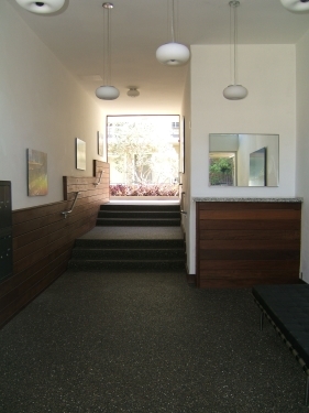 Lobby Photo - 1850 Greenfield Ave