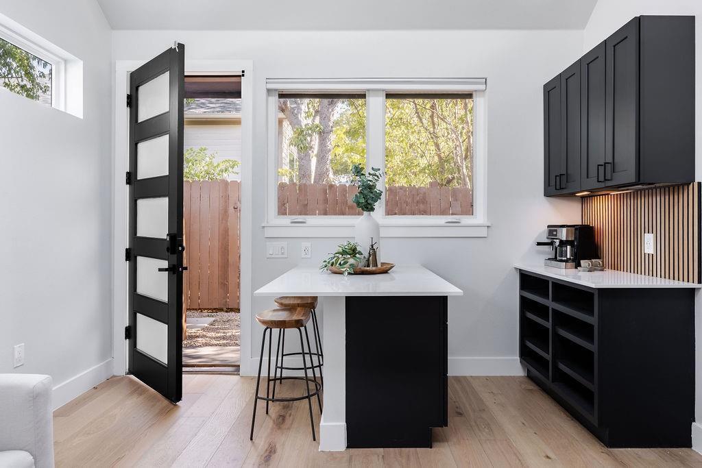 Foto principal - 1210 Brentwood St