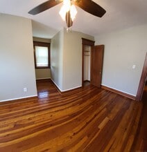 Building Photo - 448 Fountain St