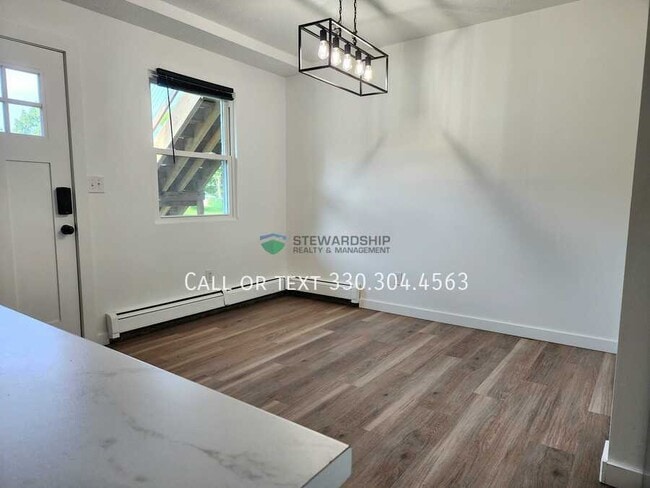 Building Photo - 5031 Massillon Rd