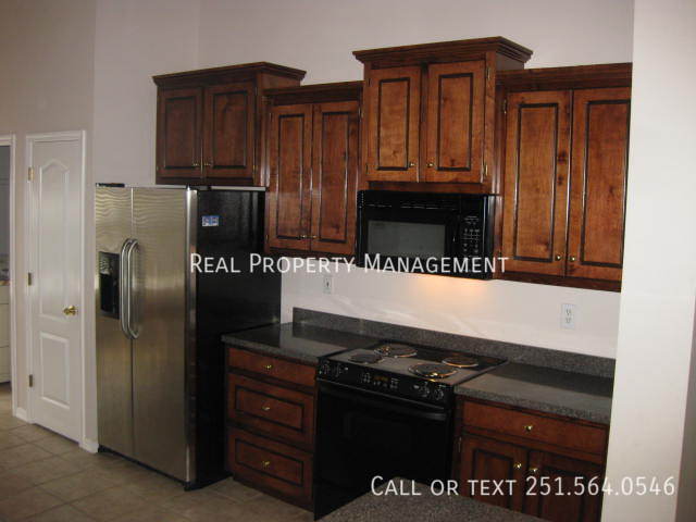 Foto del edificio - 1622 Parkmoor Ct