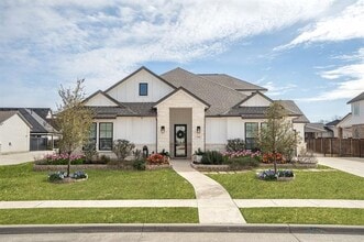 Building Photo - 124 Craigmore Dr