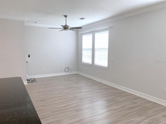 Foto del edificio - 6921 Interbay Blvd