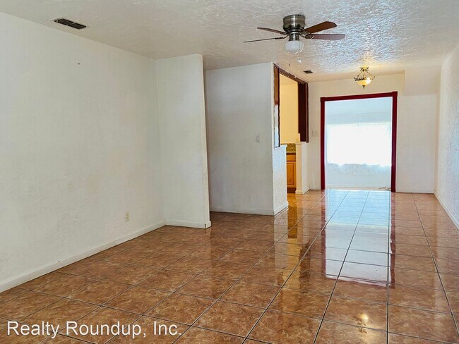 Foto del edificio - 3 br, 1 bath House - 6308 Leola Way