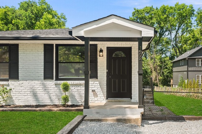 Building Photo - Desirable East Nashville Farmhouse