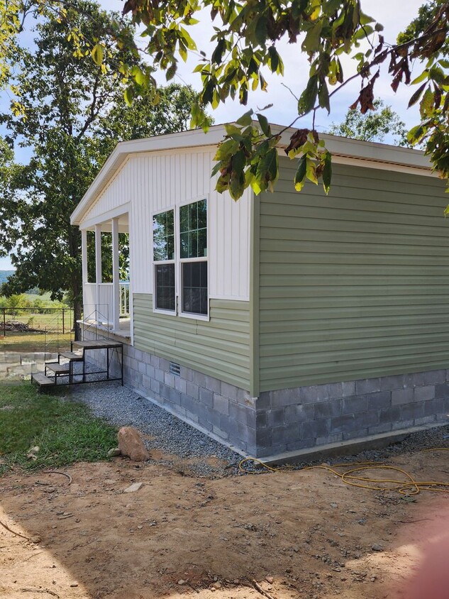 Foto principal - Brand New 3 Bedroom 2 Bath Modular with Ga...