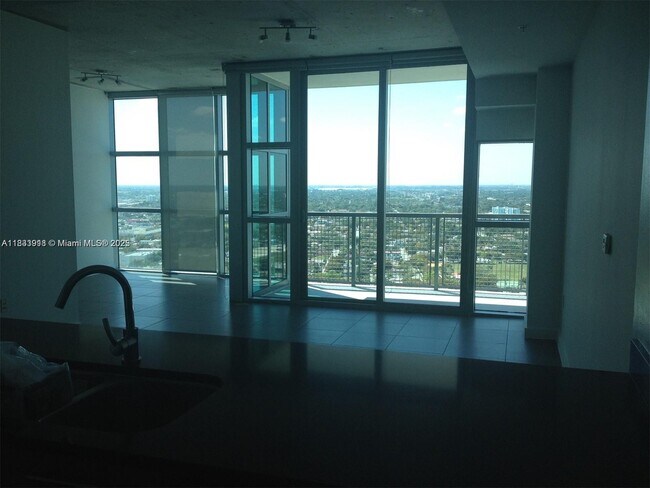 Foto del edificio - 3301 NE 1st Ave