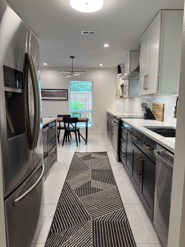 Foto del edificio - 7498 E NW Hwy