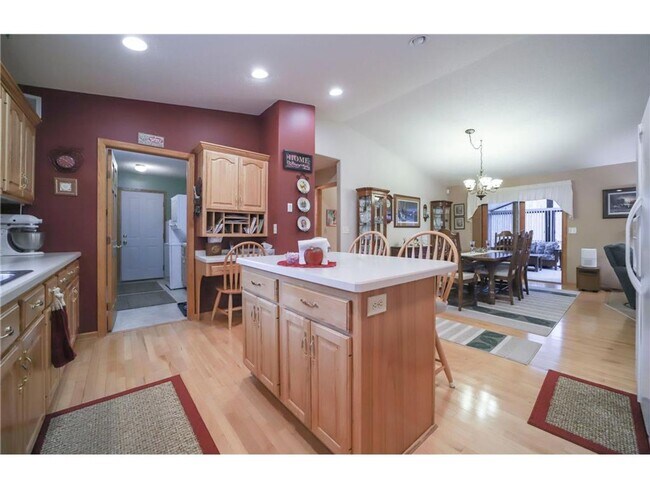 Foto del edificio - 2 Bedrooms, 3 Bathrooms Single Family Home...