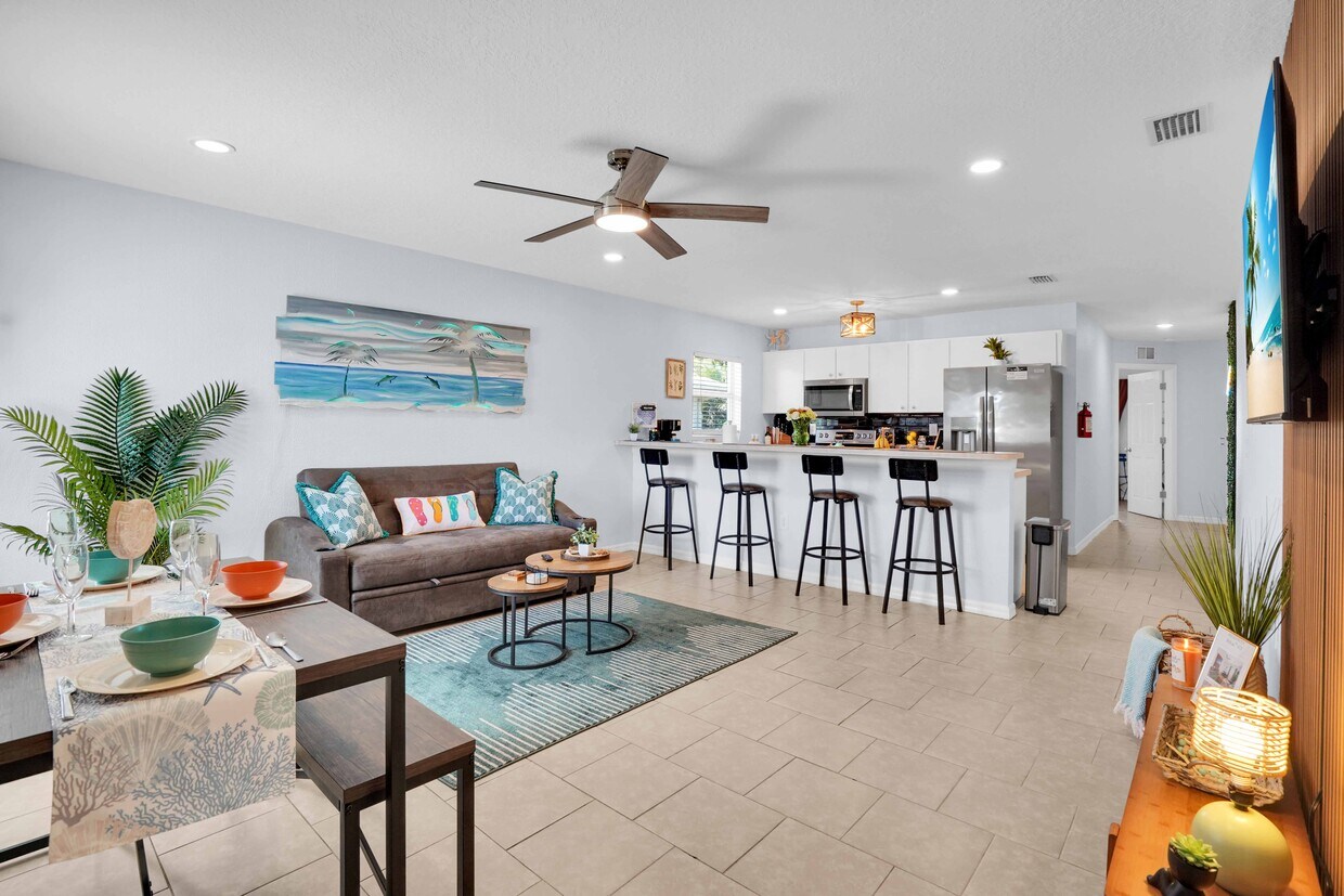 Foto principal - 8615 44th Avenue Dr W