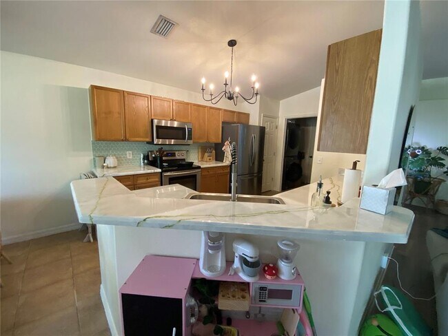 Building Photo - 3690 Channing Ave