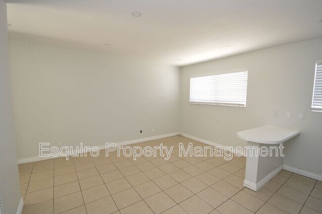 Building Photo - 421 FIRST STREET