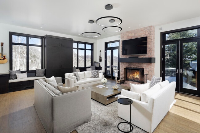 Foto del edificio - 32 Elk Ridge Ln