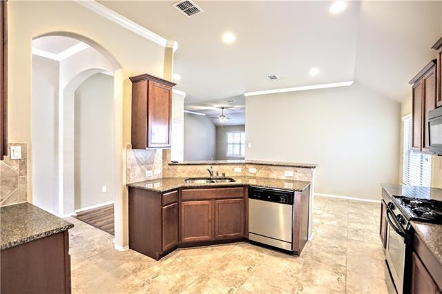 Building Photo - 3425 Twin Pines Dr