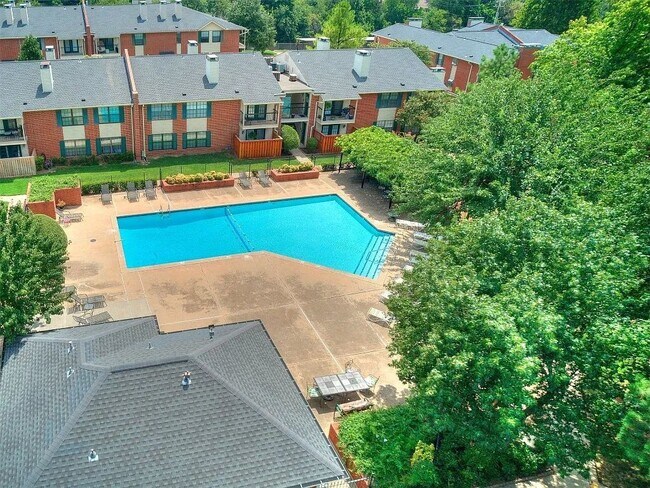 Foto del edificio - Modern 2 Bedroom Condo