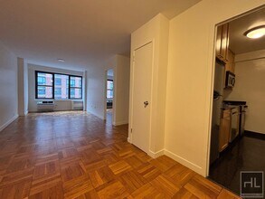 Building Photo - Fourth Avenue