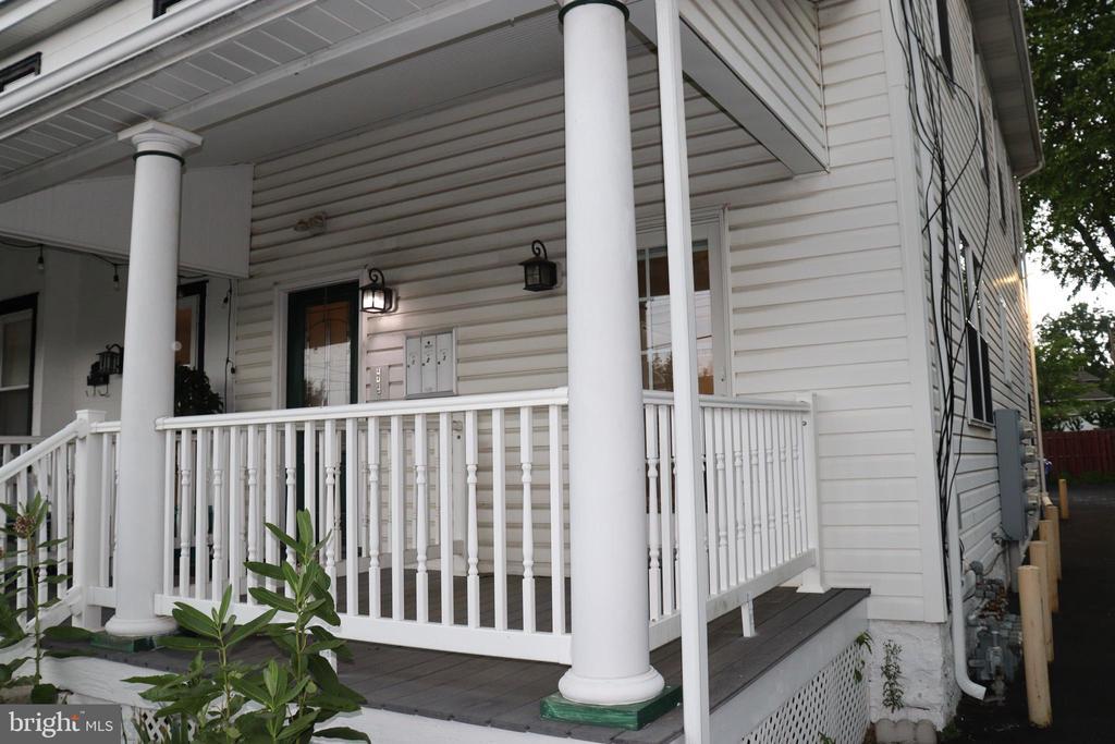 Foto principal - 142 Harrison Ave