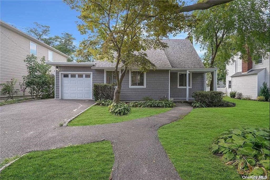 Foto principal - 27 Lindbergh St