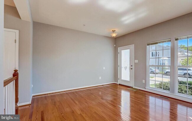 Foto del edificio - 1709 Hayle Dr