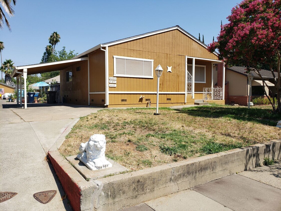 Primary Photo - **67th440-Gonzales Group 67 LLC