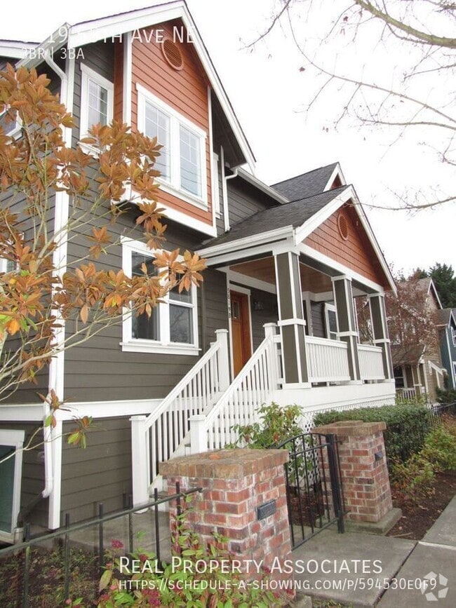 Building Photo - 5819 55th Ave NE