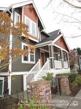 Building Photo - 5819 55th Ave NE