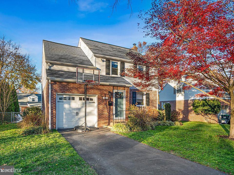Primary Photo - 3 br, 2 bath House - 403 Concord Ave
