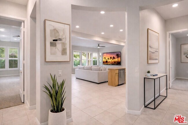 Foto del edificio - 37 Shoreline Dr