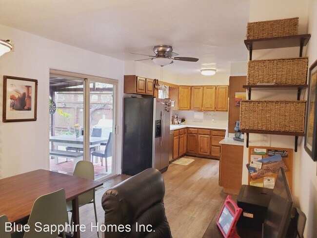 Foto del edificio - 3 br, 2 bath House - 1320 Sunshine Dr