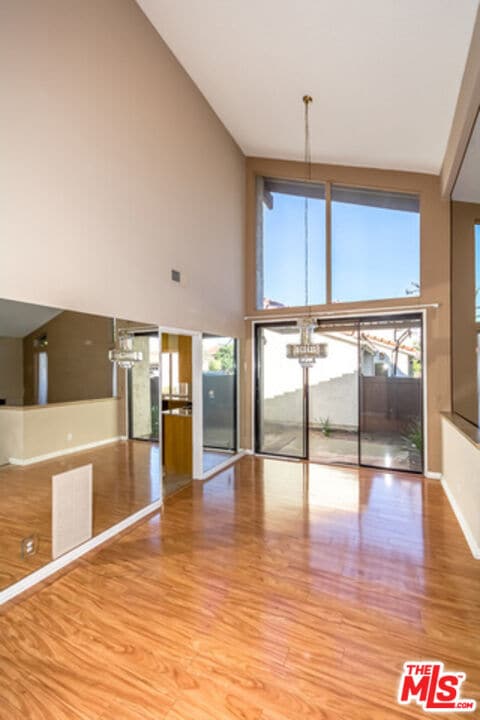 Building Photo - 4039 Lamarr Ave