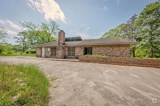 Building Photo - 31868 FM 1485
