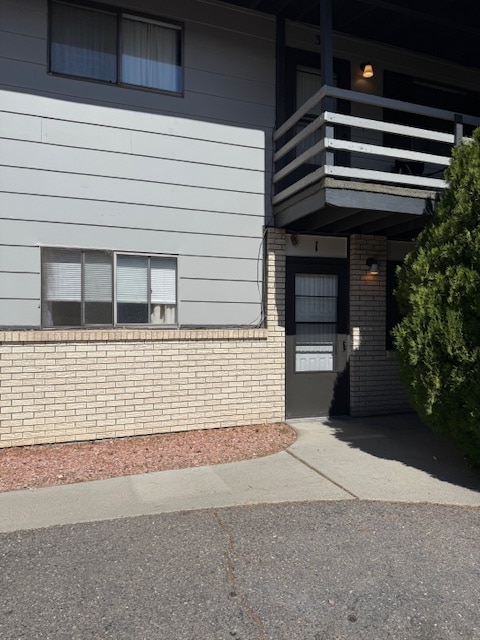 Photo - 260 W Park Dr Apartment