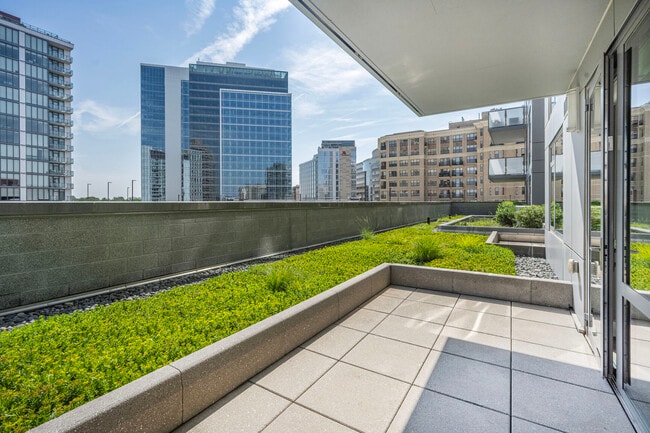 Patio - 4960 Fairmont Ave