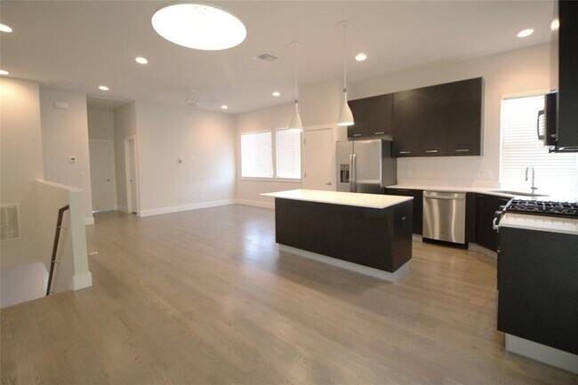 Building Photo - 4503 Rawley St