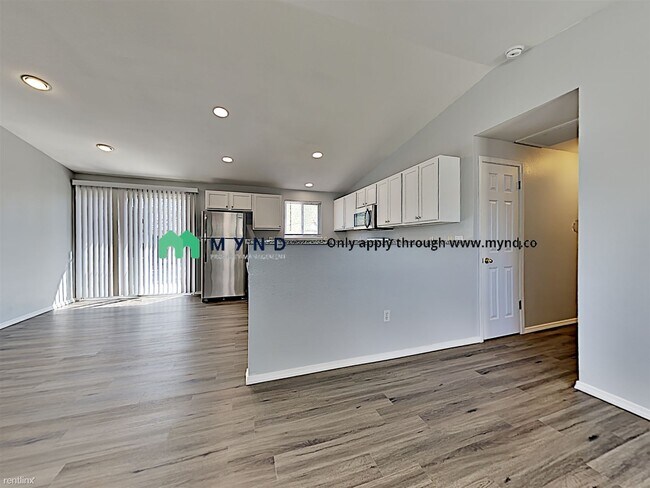 Building Photo - 3 br, 2 bath House - 415 Bramble Ct