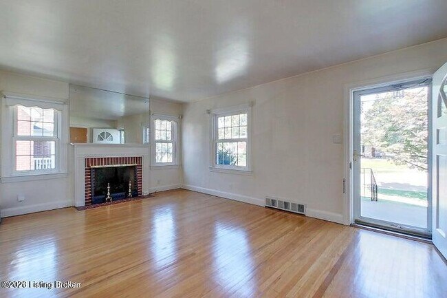 Foto del edificio - 2126 Lancashire Ave