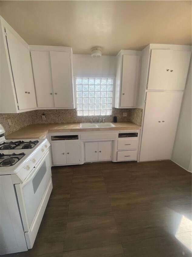 Maywood Rental - Maywood Rental