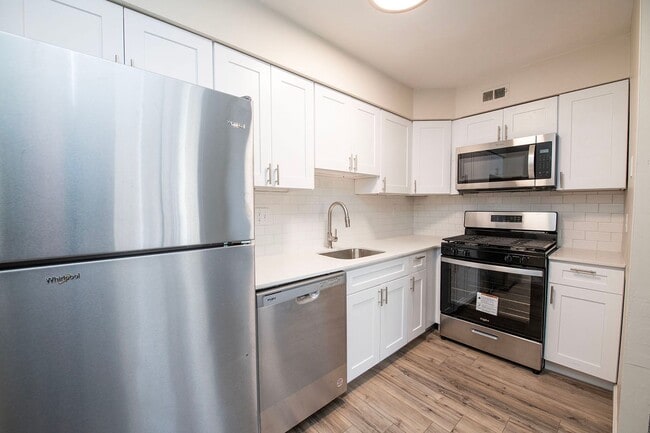 Interior Photo - Timbercove Apartments and Townhomes