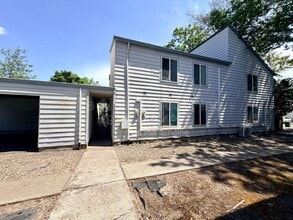 Building Photo - 13325 SW 17th St