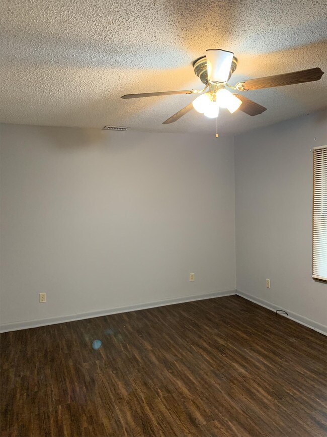 818 Cedar Springs Rd, Athens, TN 37303 House Rental in Athens, TN