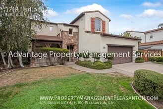 Building Photo - 1219 Ustilago Dr
